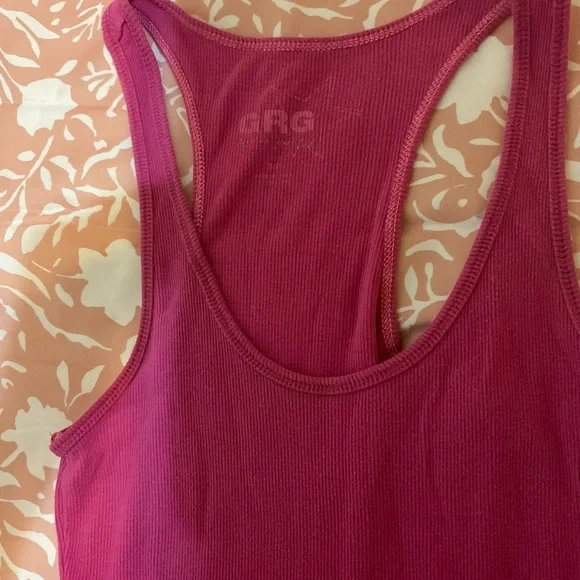 Pink Tanktop - Picture 2 of 2